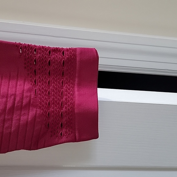 Gymshark Capris - Picture 3 of 3